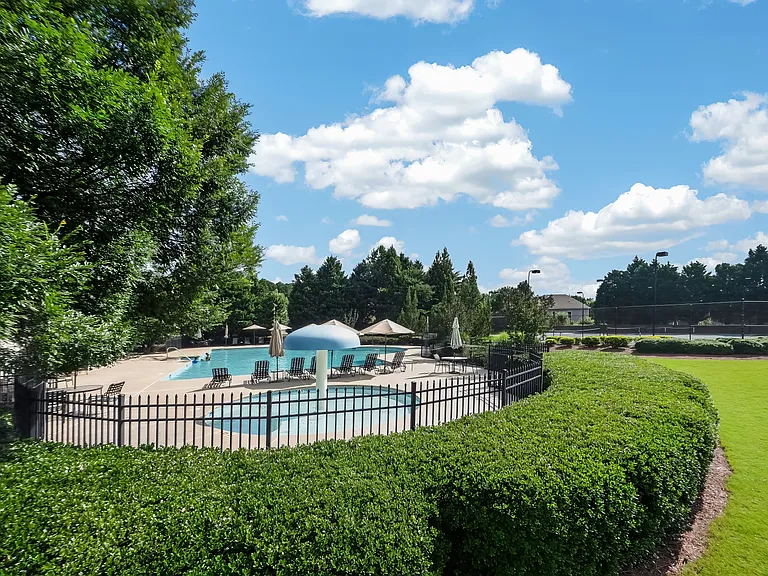 685 Highgrove Way — Photo 33