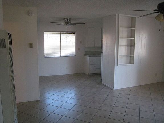 3rd image of 4349 Rosebud Ln APT D