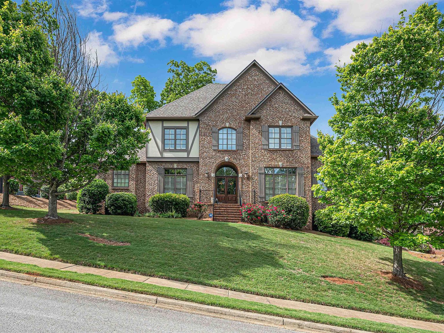 1437 Scout Trce, Hoover, AL 35244 Zillow