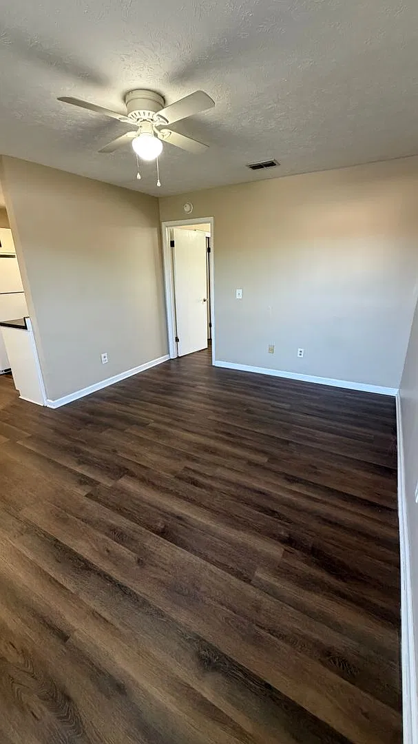 600 Bob Little Road unit 18 — Photo 1