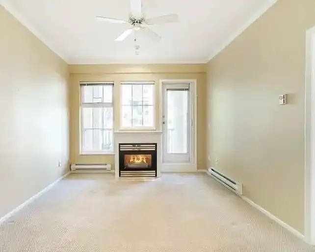 5555 13a Ave #106 — Photo 3