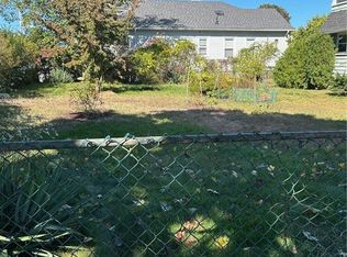 93 Armington Ave, Providence, RI 02908