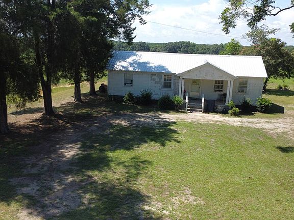5th image of 812 B Brooks Rd