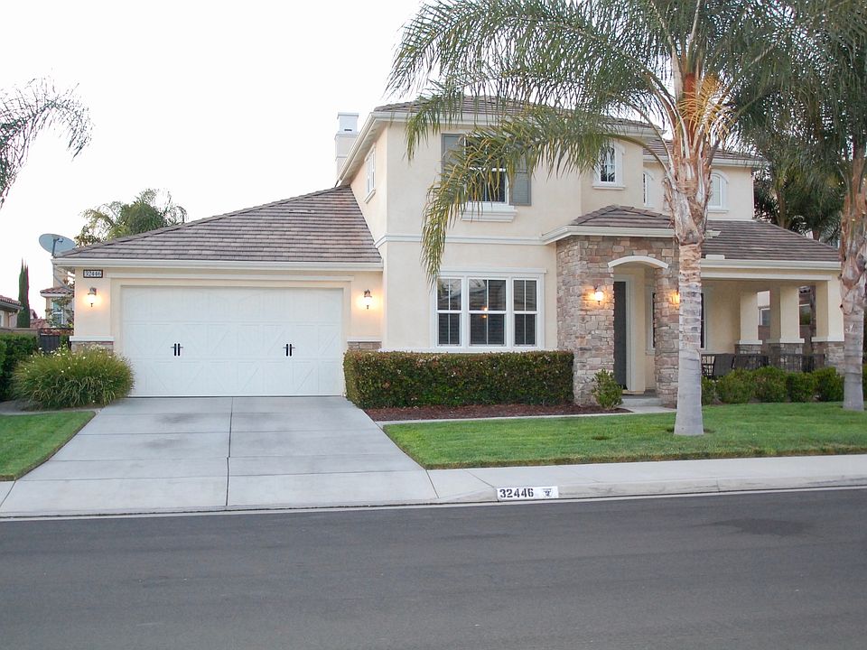 1st image of 32446 Yosemite Ln