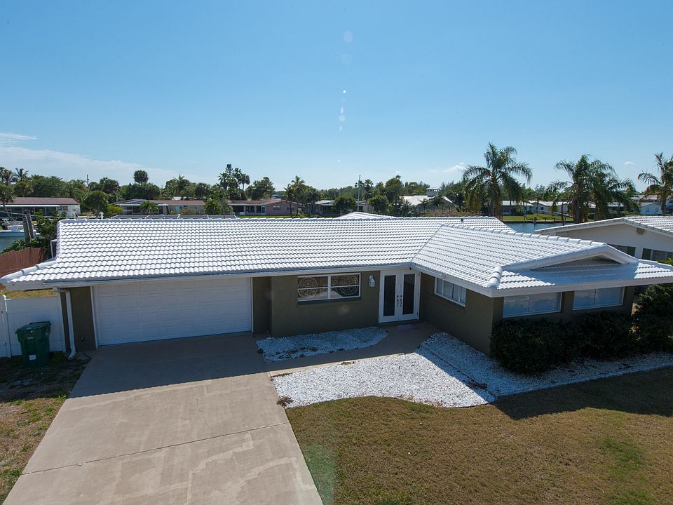 1st image of 176 Bahama Blvd