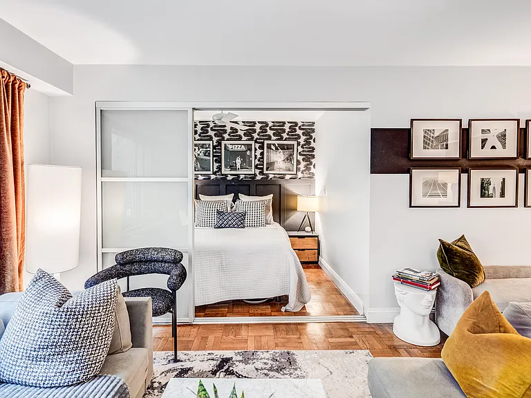 310 Lexington Ave #4H — Photo 6