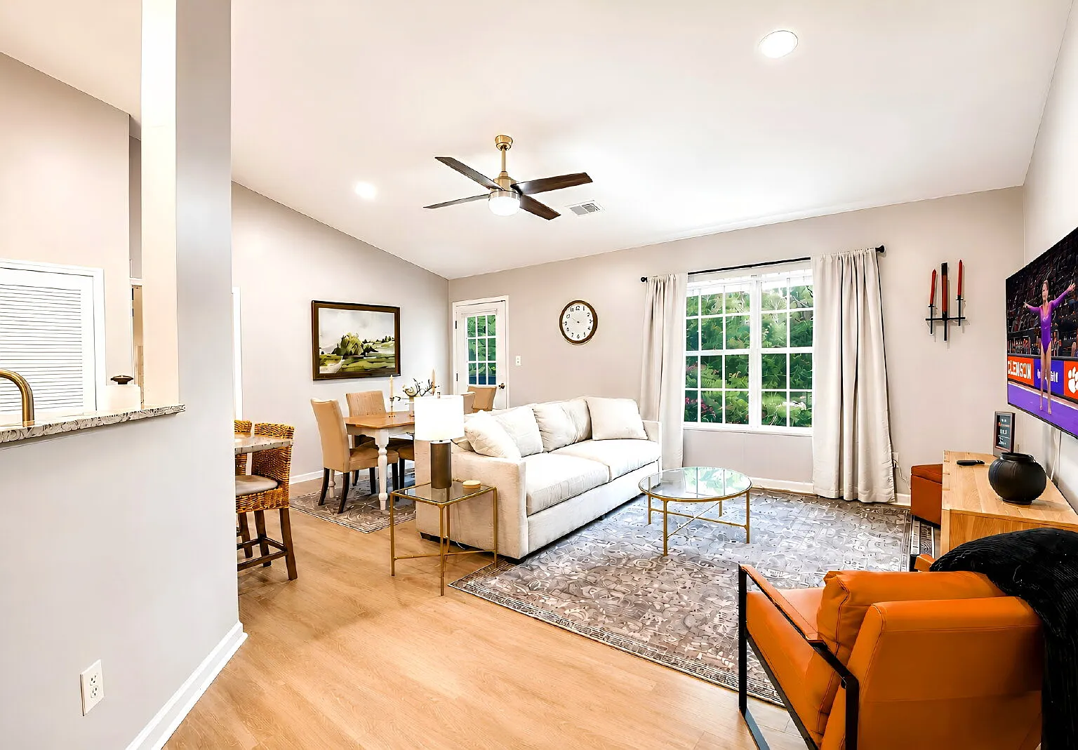 1 bed, 1.0 bath, $1,700 — Photo 4