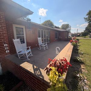 101 W Elm St, Clarence, MO, 63437