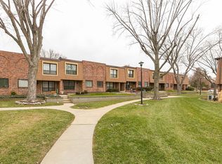 346 Chapel Ridge Dr, Hazelwood, MO 63042