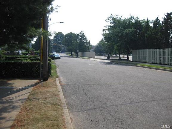 2nd image of 621 Glendale Ave