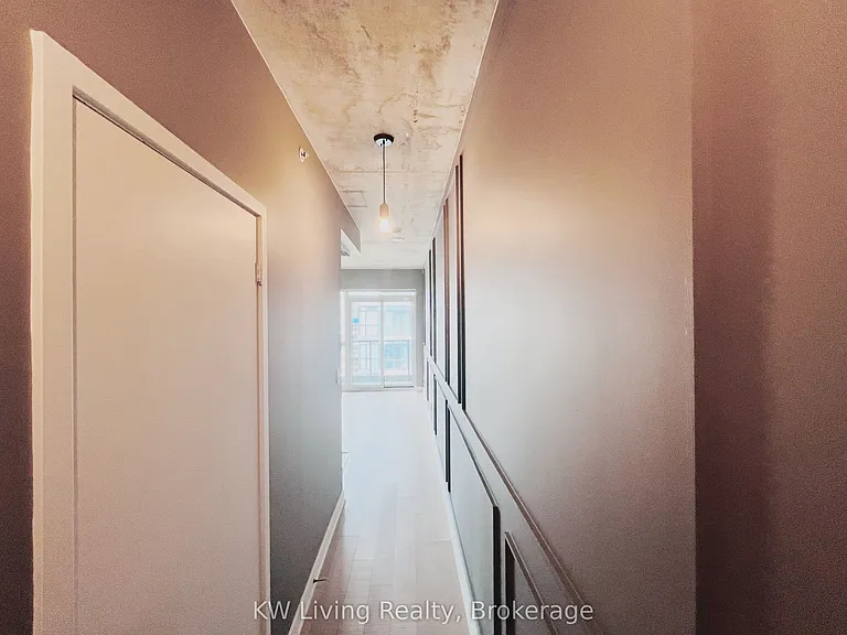 210 Simcoe St #912 — Photo 20