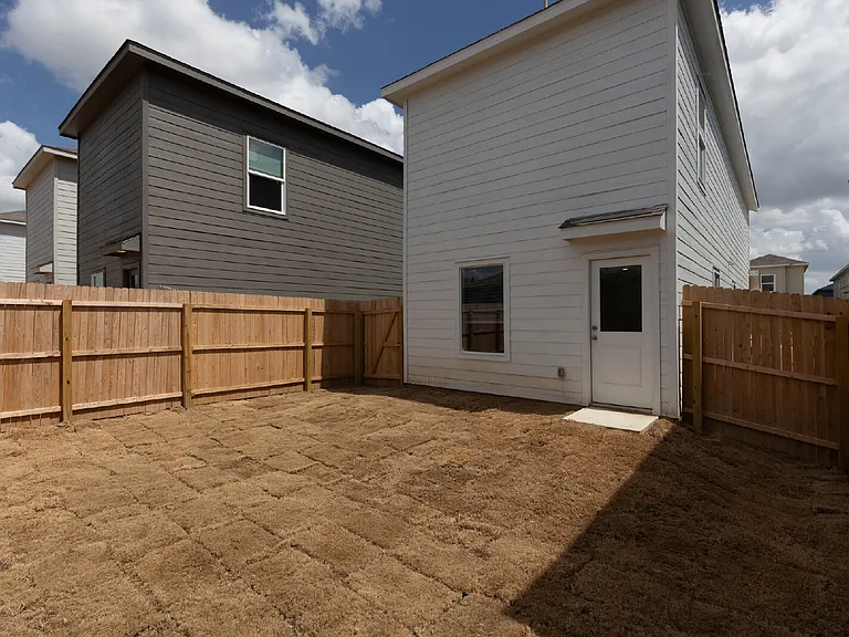 6749 Marble Rdg — Photo 28