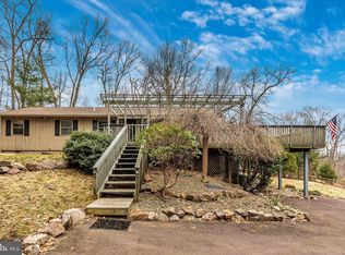 2543 Saint Peters Rd, Pottstown, PA 19465