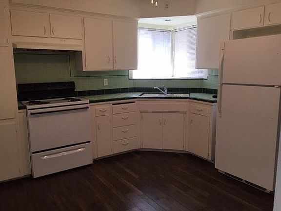 2nd image of 64 E Dakota Ave