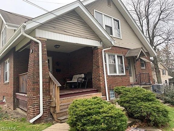 2nd image of 20 Crestline Pl