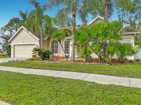 4123 Apple Blossom Rd, Lutz, FL 33558