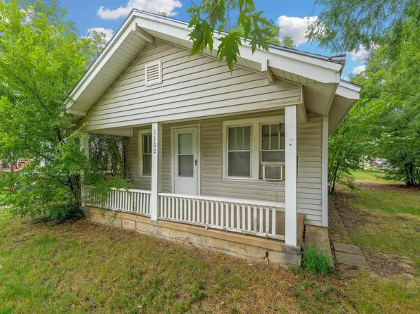 1102 W 17th St N, Wichita, KS 67203