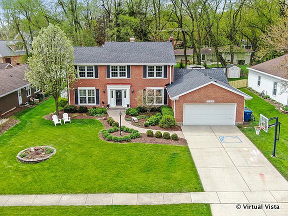 2nd image of 22W141 Glen Valley Dr
