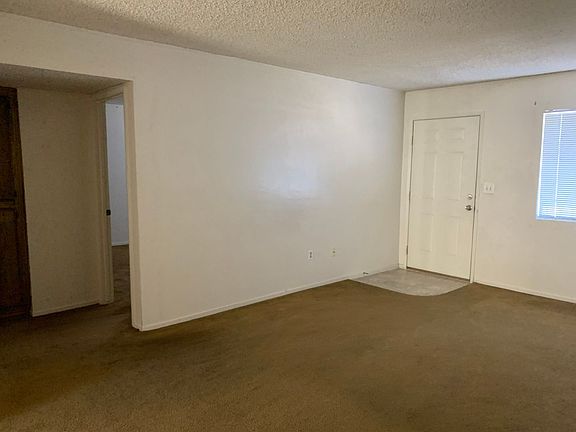3rd image of 6809 Klamath Way APT D