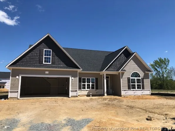 365 Whitestone Dr, Fayetteville, NC 28312