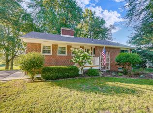 883 Sand Ridge Rd, Bowling Green, OH 43402