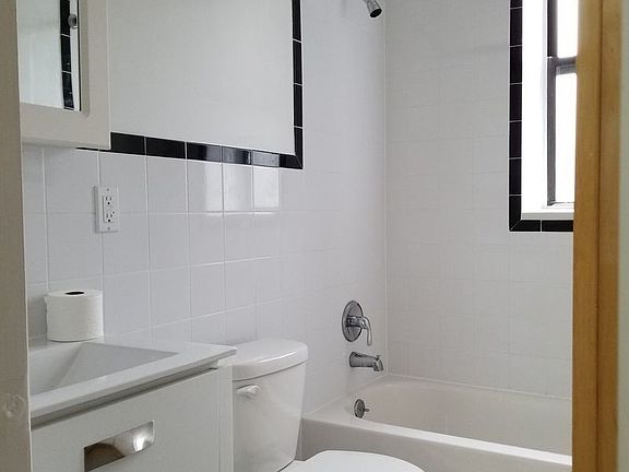 5th image of 270 Empire Blvd APT 1A