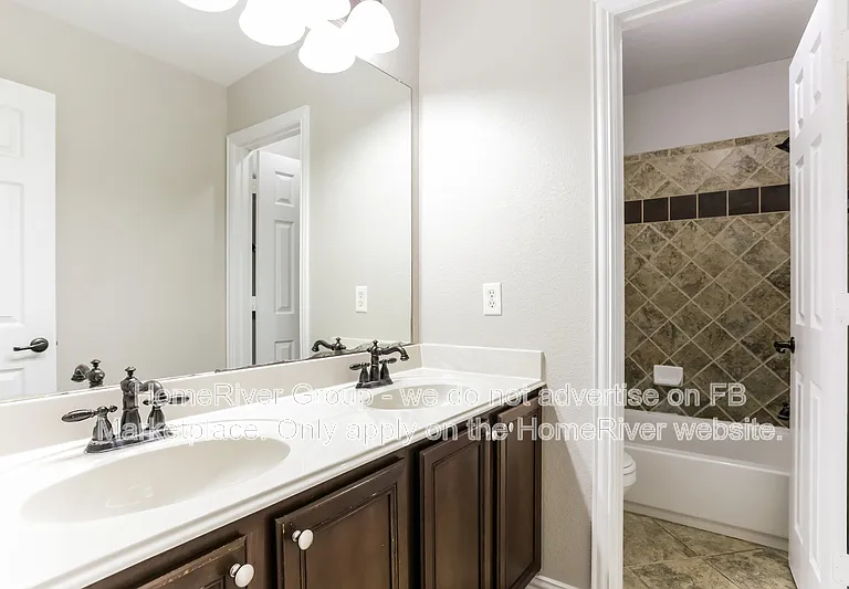 705 Champlain Ct — Photo 14