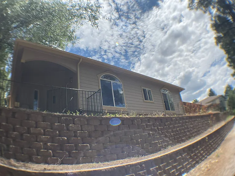 1384 E Mackenzie Dr — Photo 7