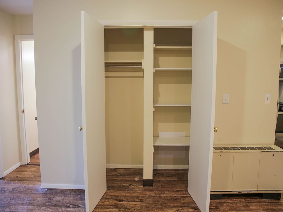 1st image of 173 W 9th Ave #13802897