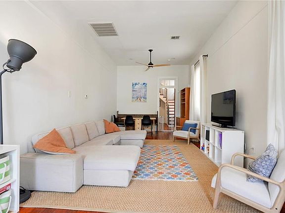 4th image of 315 Eliza St