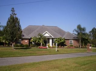 484 E Park Manor Dr, Lake Charles, LA 70611