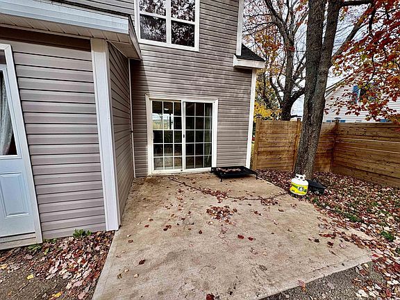 4th image of 2133 Spring Garden Rd