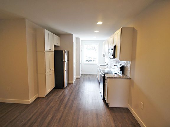 4th image of 2604 Maryland Ave #C