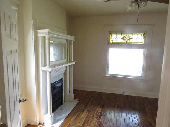 5th image of 2233 Cleneay Ave