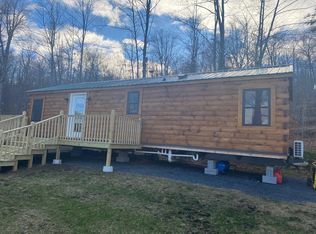 418 Lake Rd, Chateaugay, NY 12920