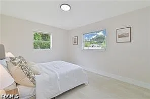 26 Maple Ave N — Photo 5