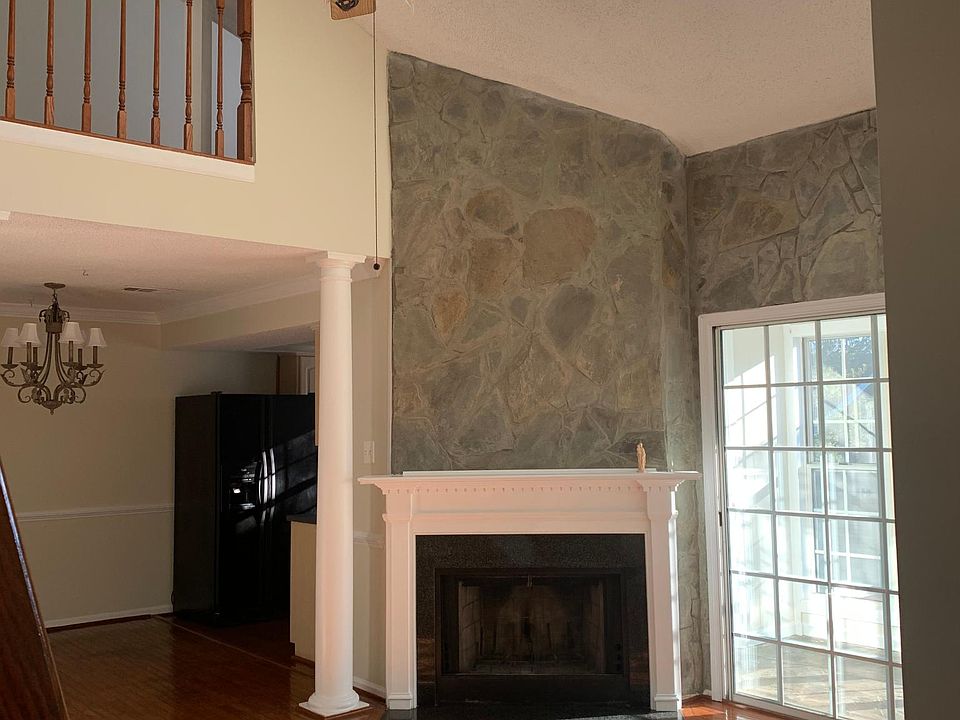 1st image of 12103 Greenwood Ct APT 301