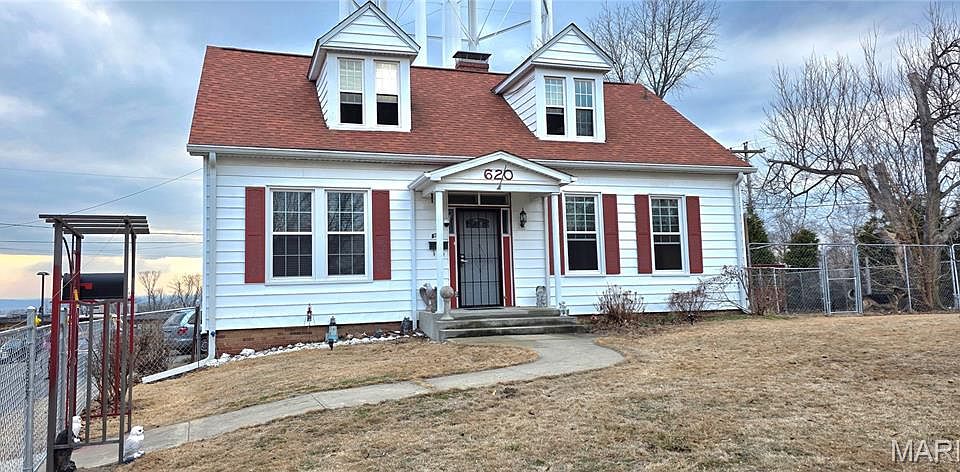 1st image of 620 Opdyke St