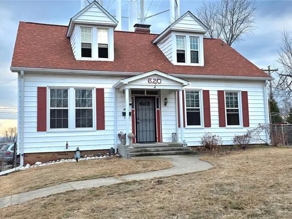 620 Opdyke St, Chester, IL 62233