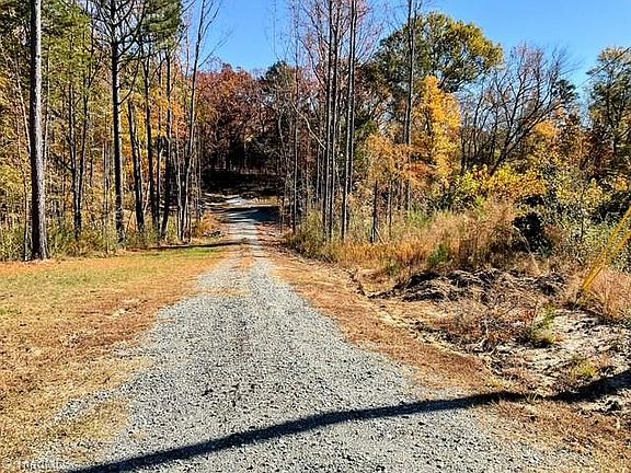 2nd image of 408 Thomas O Dr
