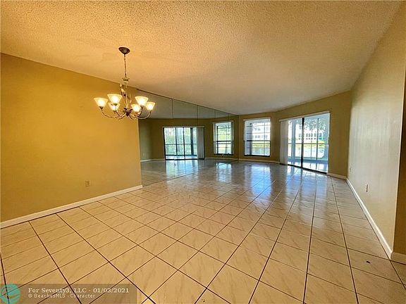5th image of 7521 Fairfax Dr #111