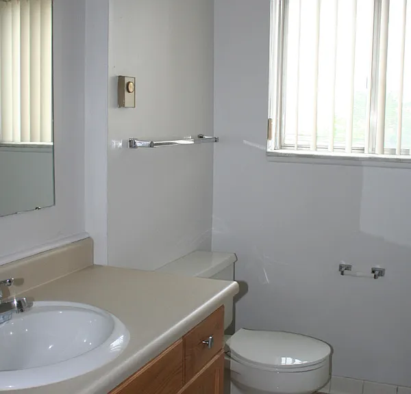 510 E Elmwood Ave #208 — Photo 5