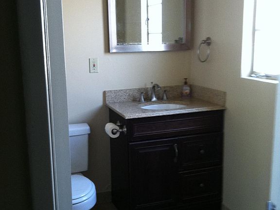 4th image of 412 N Louise St APT 7