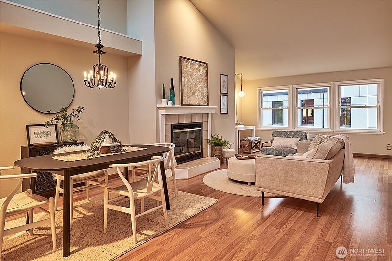 4th image of 909 N 35TH Street #402