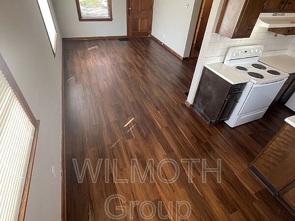 4th image of 1801 N Linwood Ave