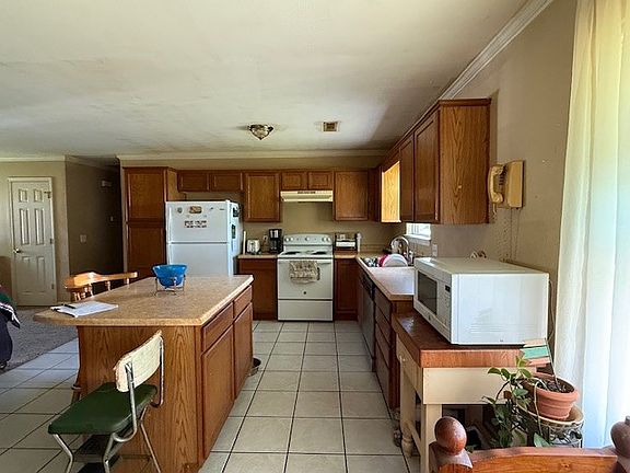 5th image of 1387 Choctaw Ln