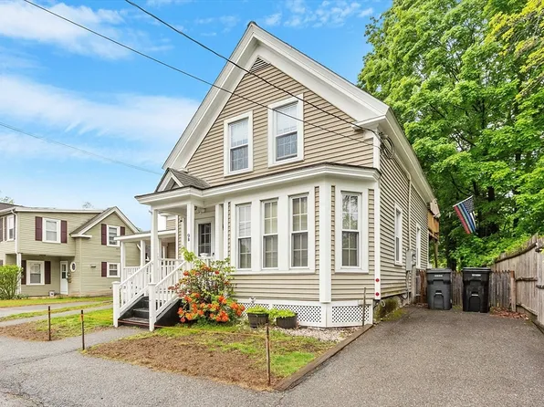 9 Elm St, Ayer, MA 01432