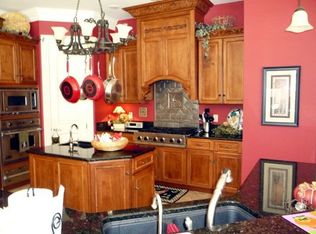 8645 Copper Creek Dr, Newburgh, IN 47630