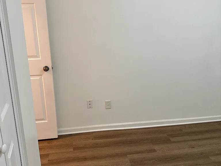 2065-7623 Baymeadows Cir W — Photo 32