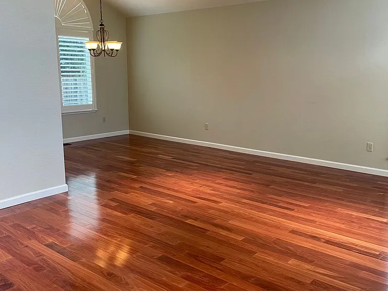 120 Billington Ln — Photo 6